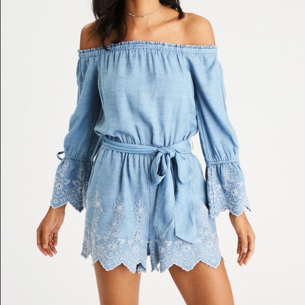 American Eagle romper